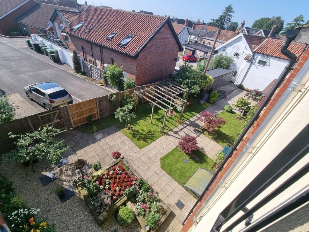 2 bed Apartment