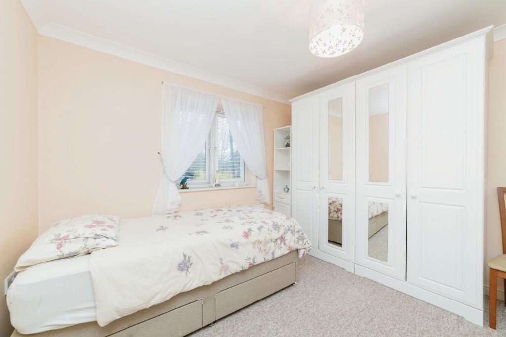 2 bed Apartment