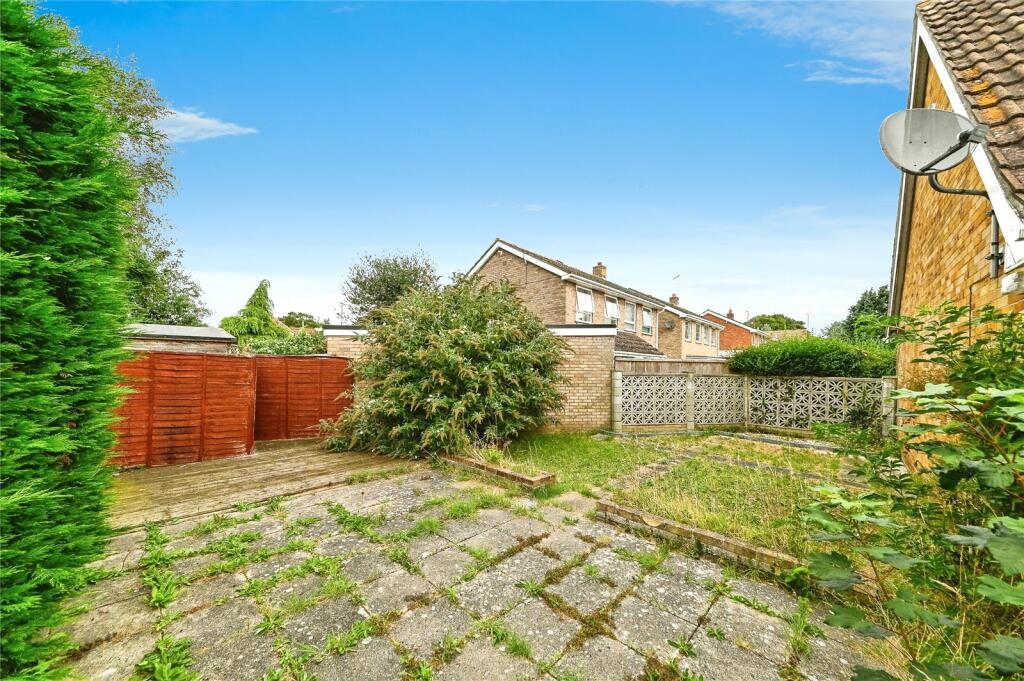 4 bed Detached