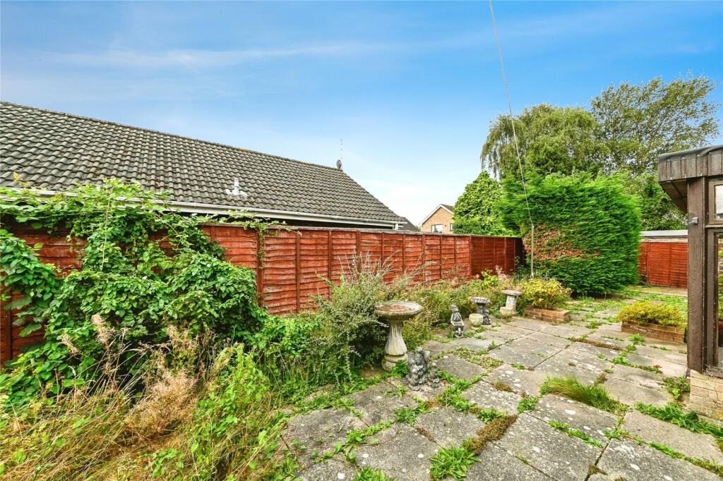 4 bed Detached