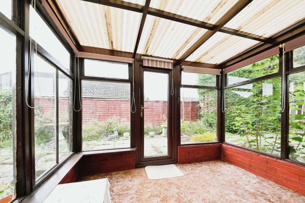 4 bed Detached