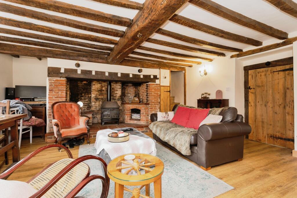 3 bed Character Property