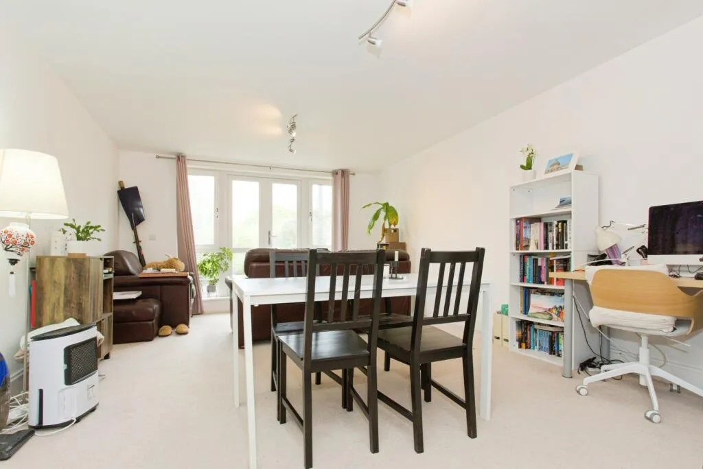 1 bed Apartment