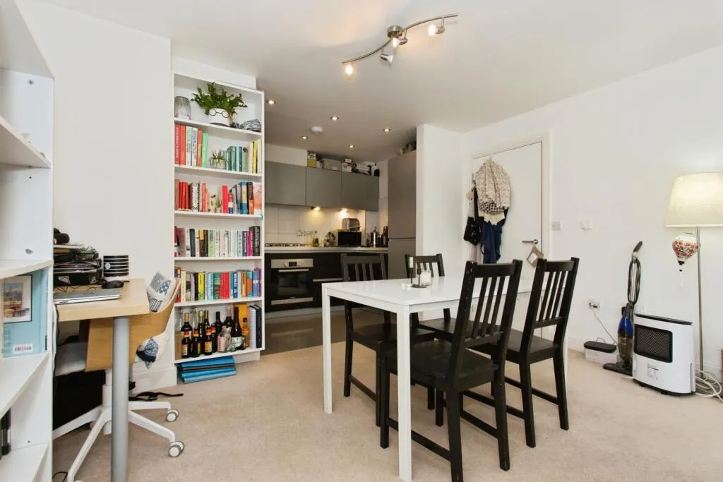 1 bed Apartment