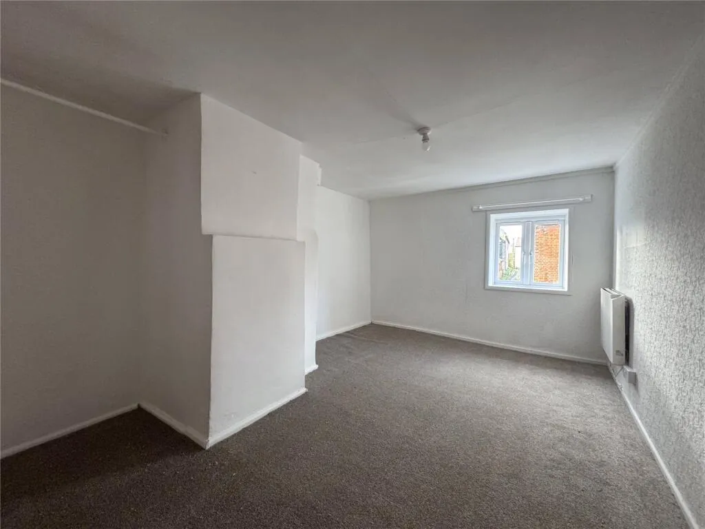 2 bed Terraced