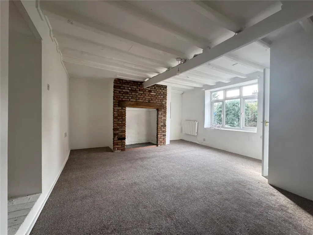 2 bed Terraced