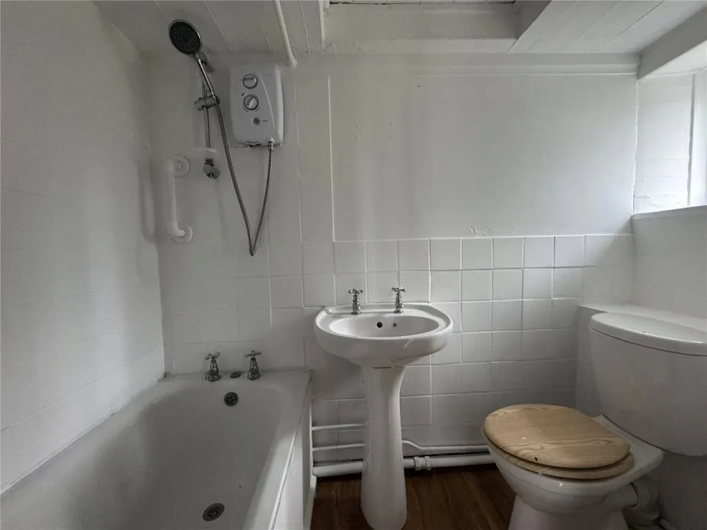 2 bed Terraced