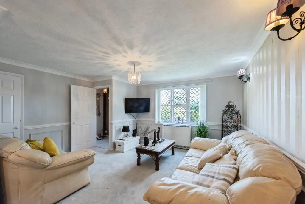3 bed Semi-Detached