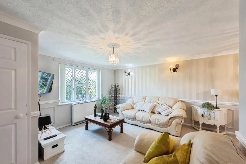 3 bed Semi-Detached