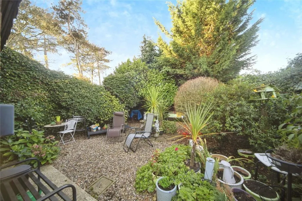 3 bed Semi-Detached