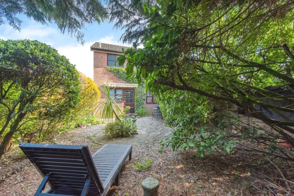 3 bed Semi-Detached