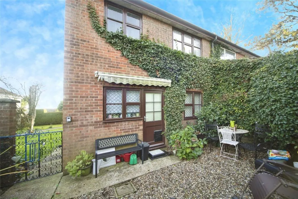 3 bed Semi-Detached