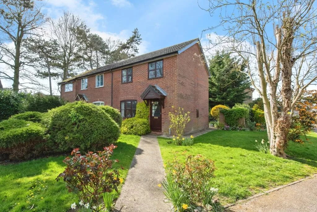 3 bed Semi-Detached