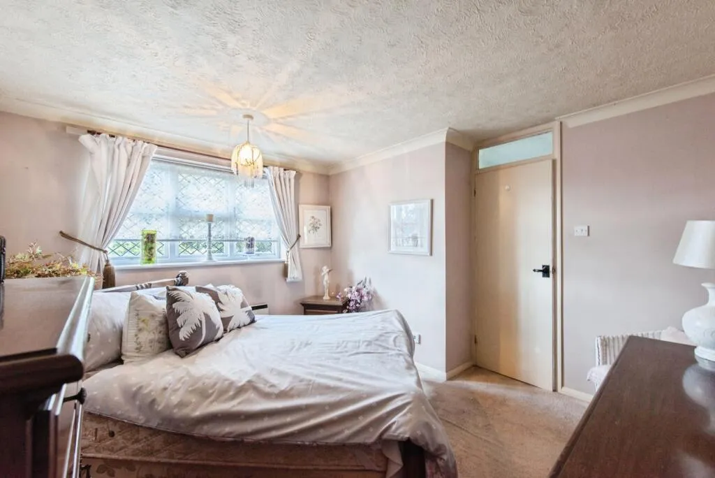 3 bed Semi-Detached