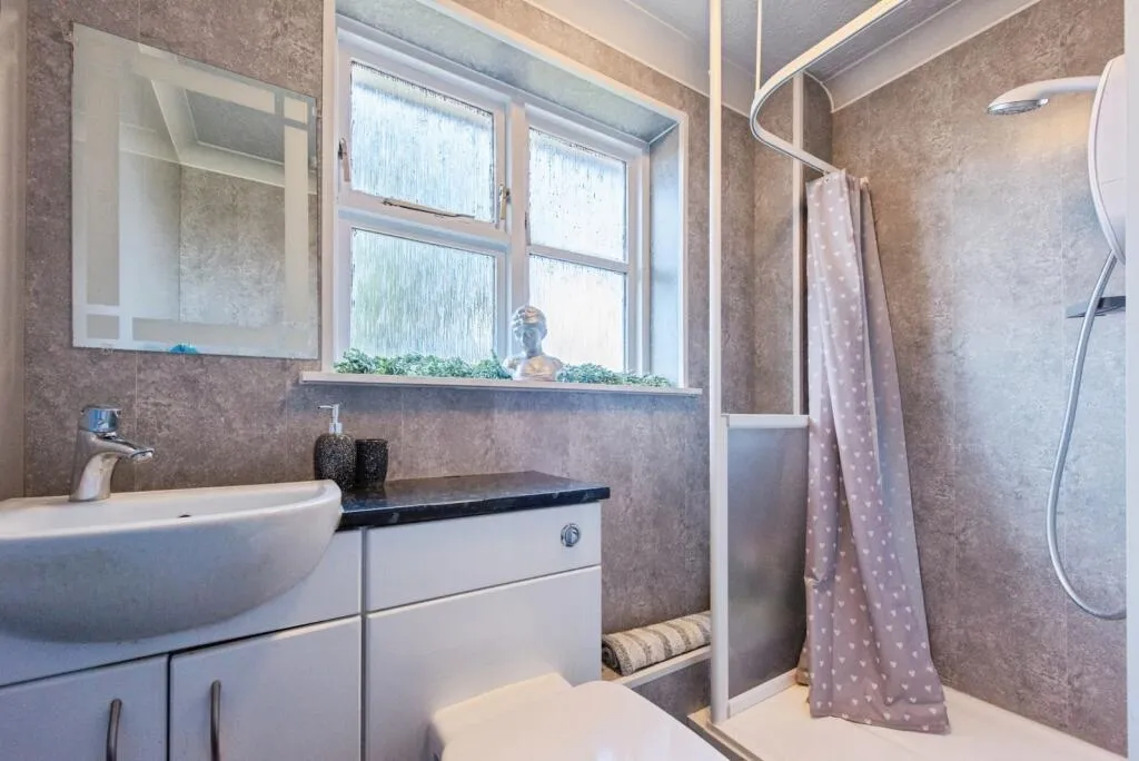 3 bed Semi-Detached