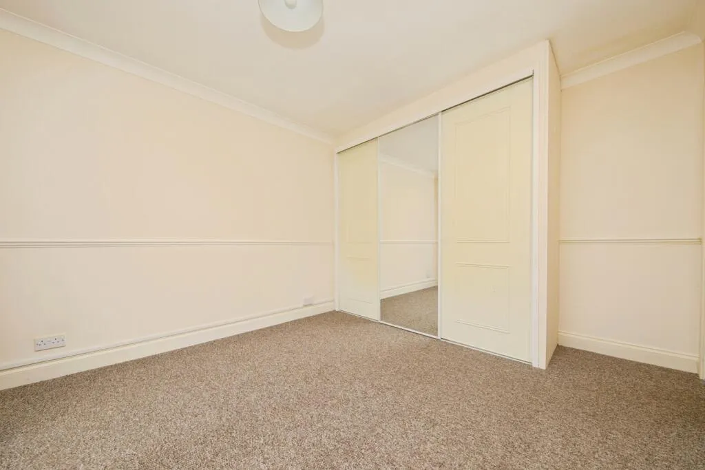 2 bed Semi-Detached Bungalow
