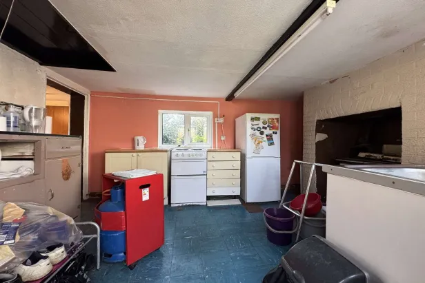 1 bed House