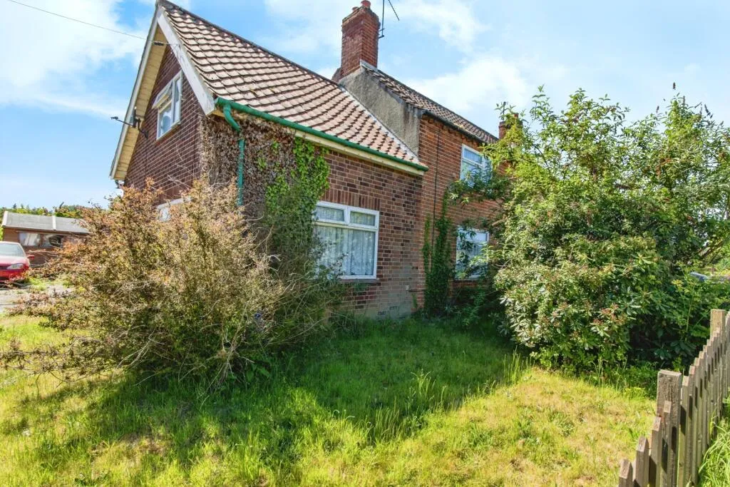 3 bed Semi-Detached