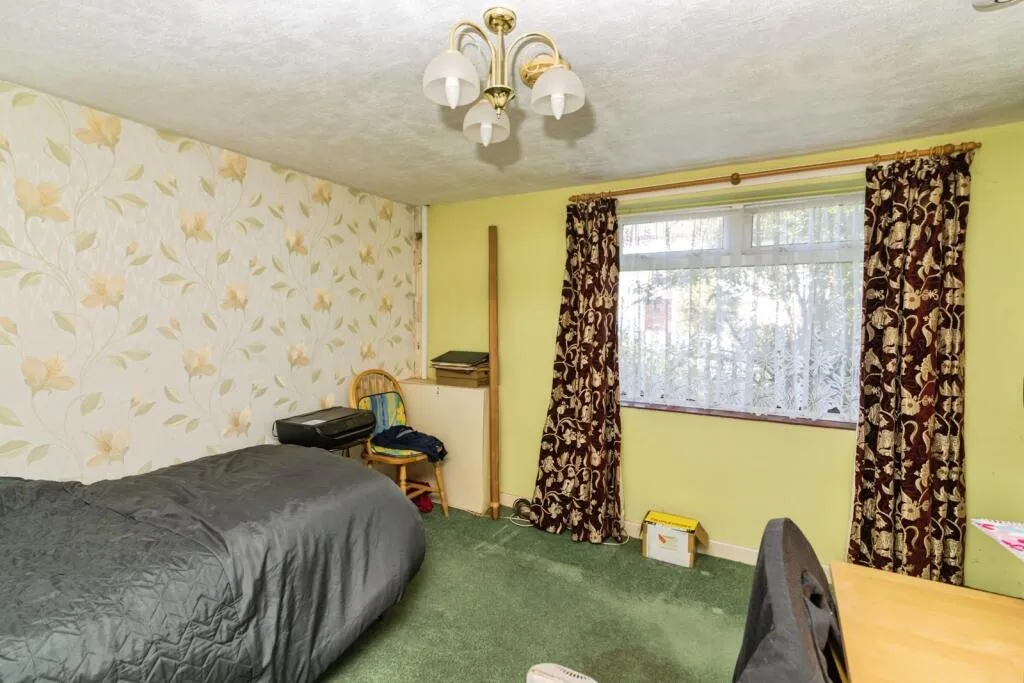 3 bed Semi-Detached