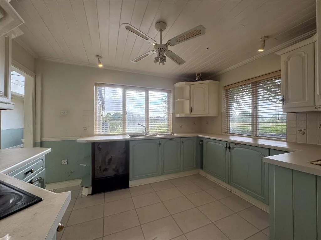 3 bed Bungalow