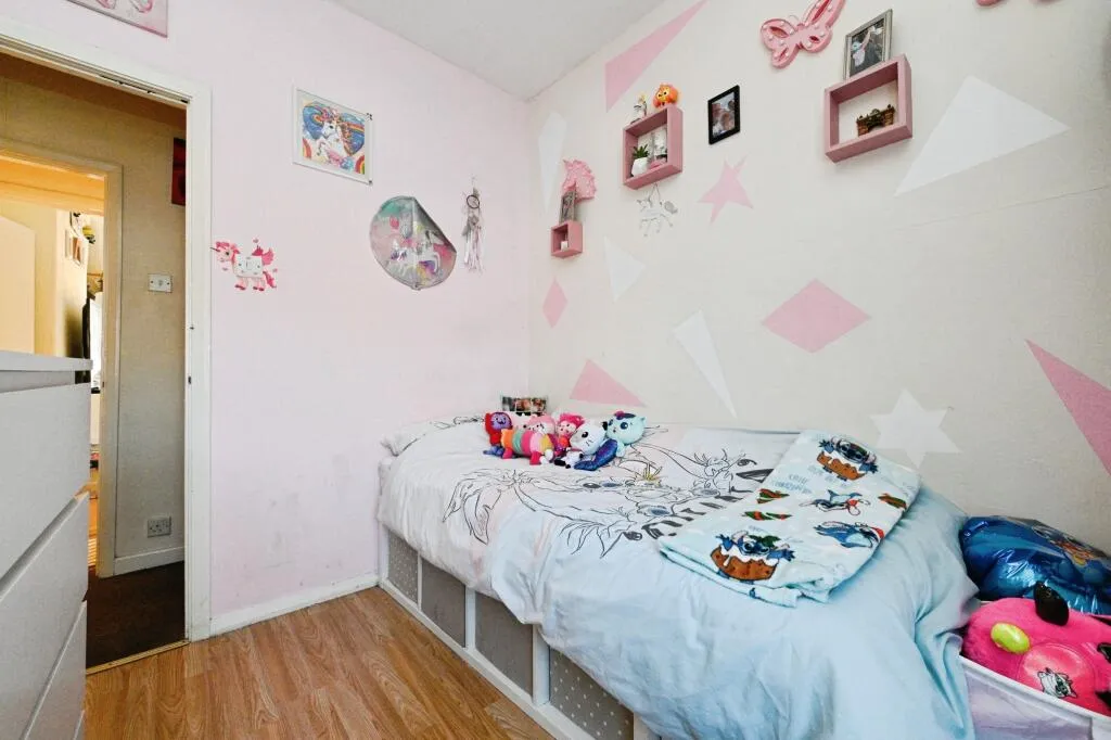 3 bed Terraced