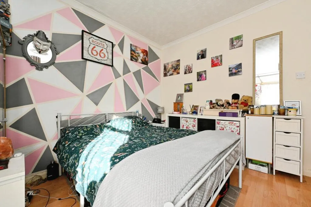 3 bed Terraced