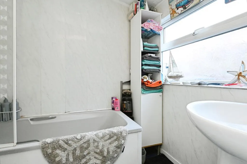3 bed Terraced