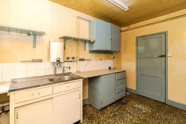 3 bed Semi-Detached