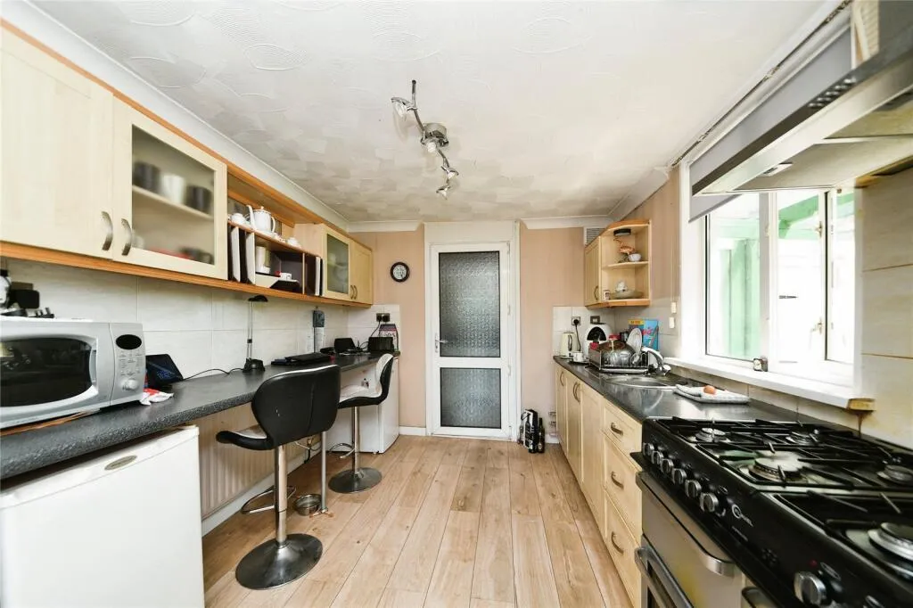 2 bed Detached Bungalow