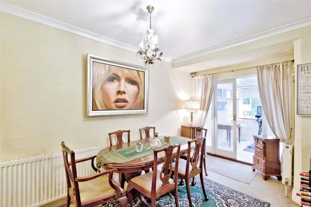 3 bed Semi-Detached