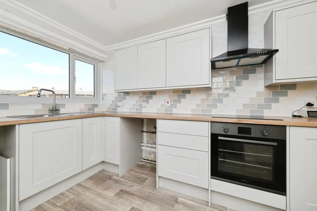 3 bed House