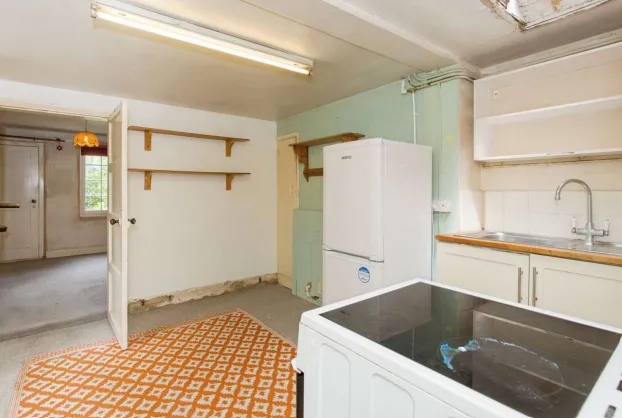 2 bed Character Property