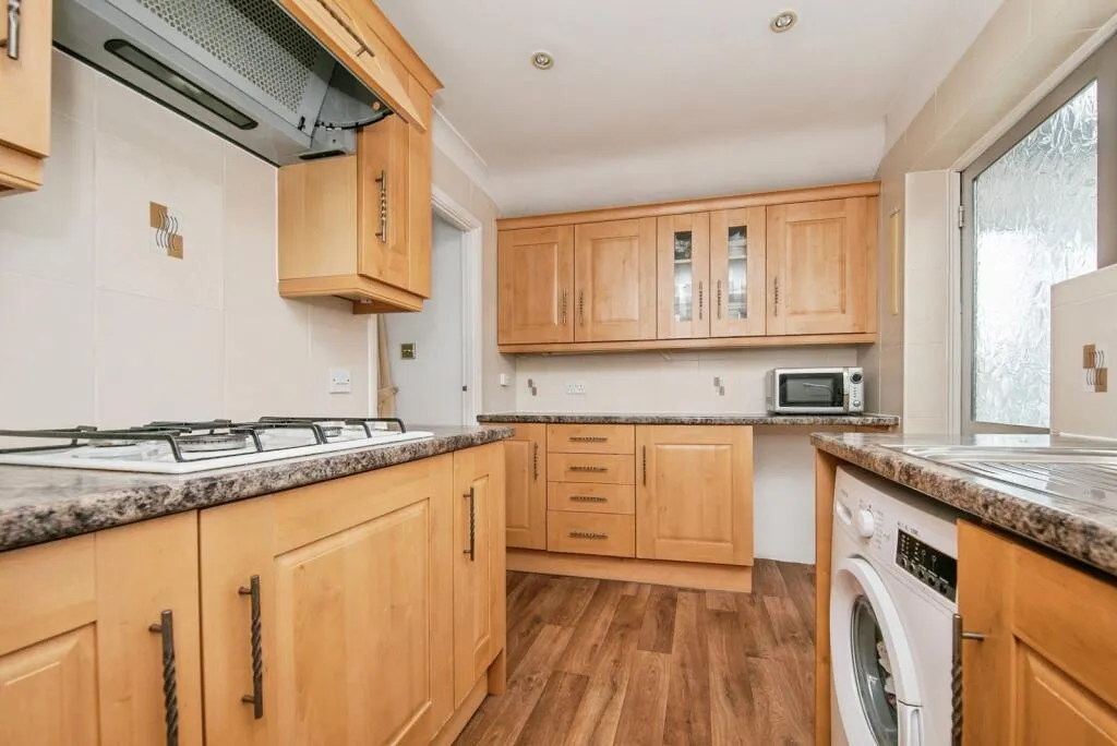 3 bed Semi-Detached Bungalow