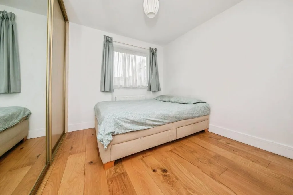 3 bed Semi-Detached Bungalow
