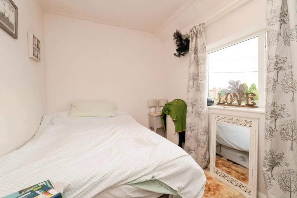 3 bed Semi-Detached