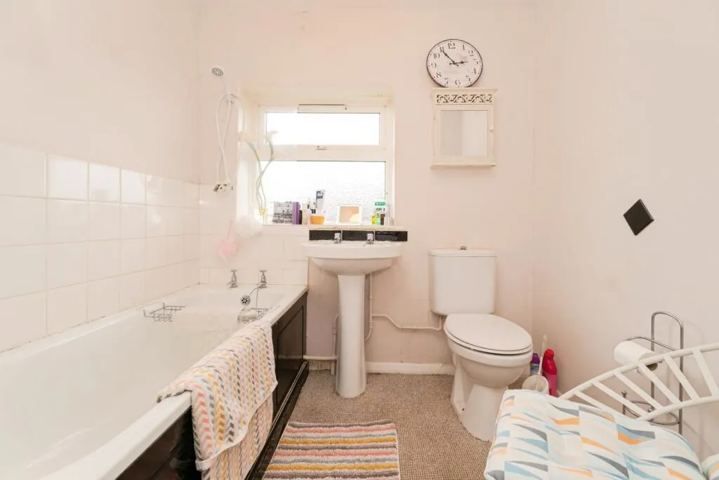 3 bed Semi-Detached