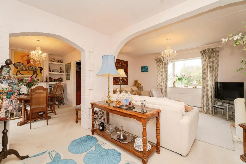 3 bed Semi-Detached