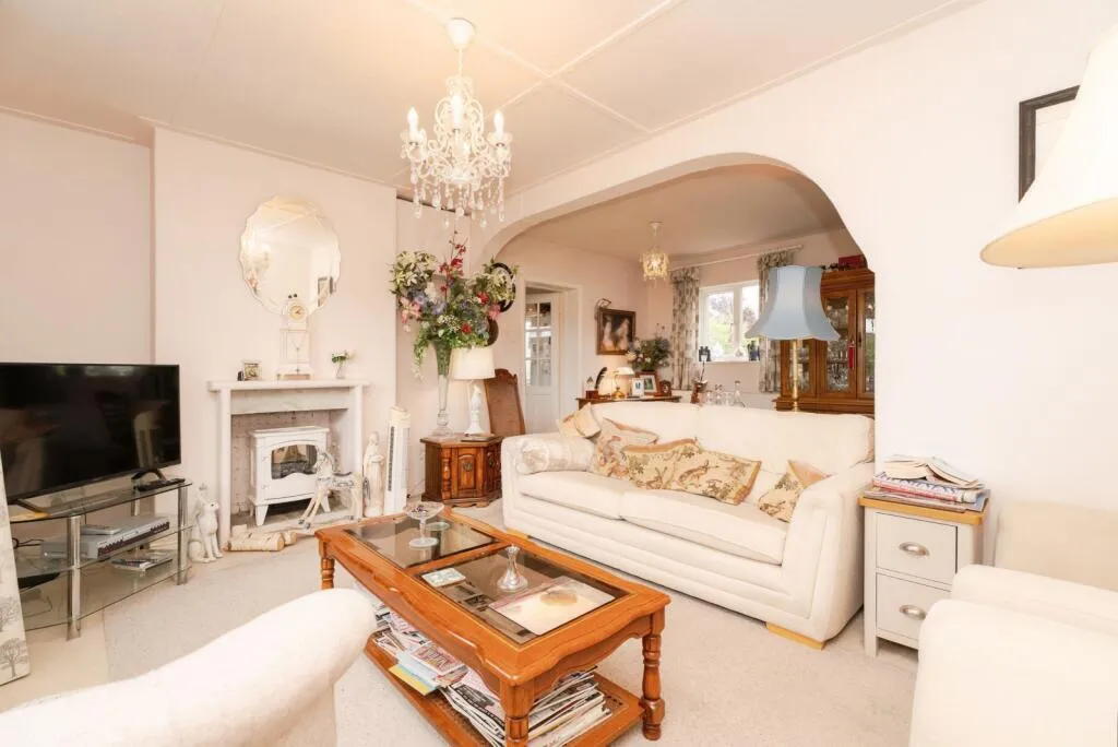 3 bed Semi-Detached