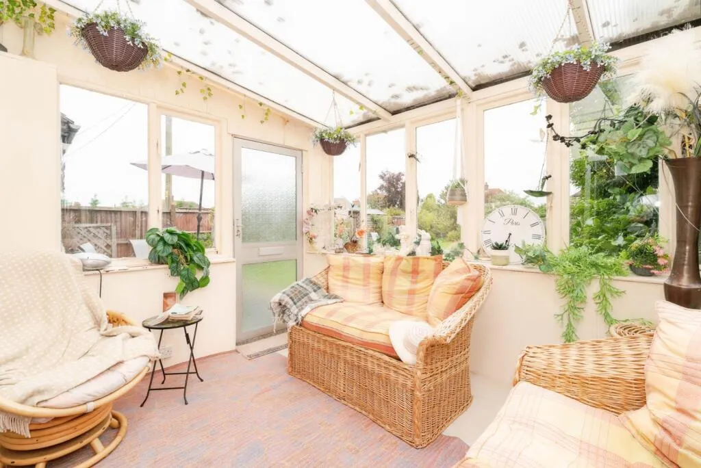 3 bed Semi-Detached