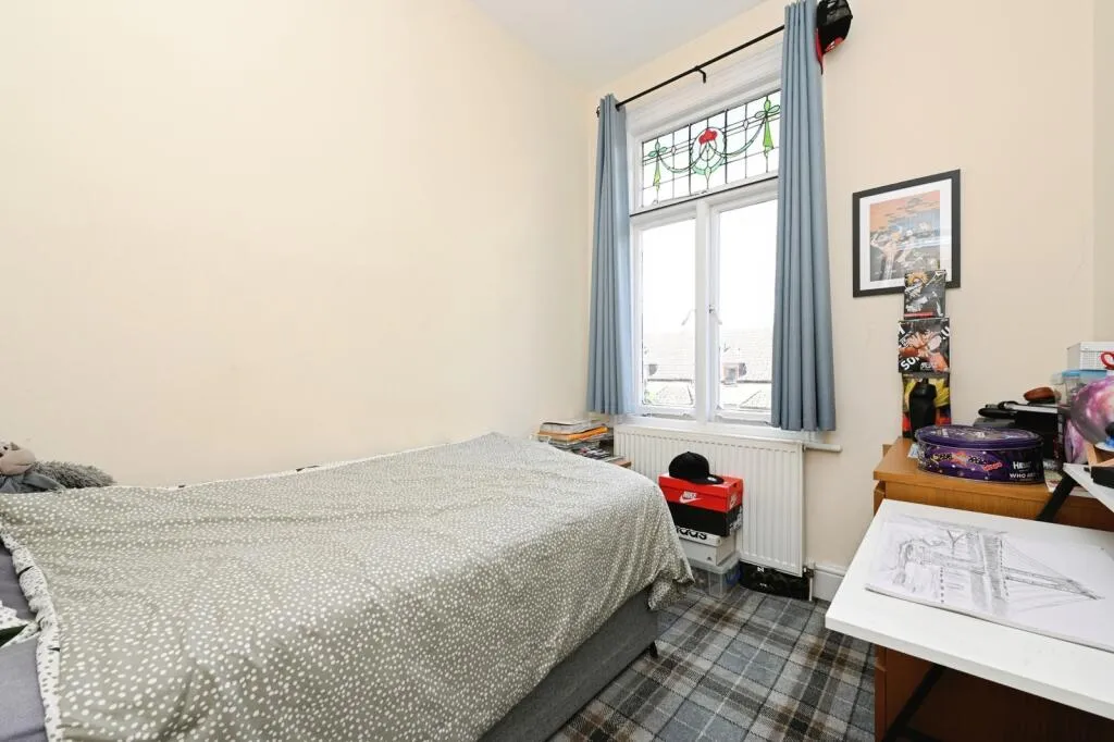 5 bed Villa
