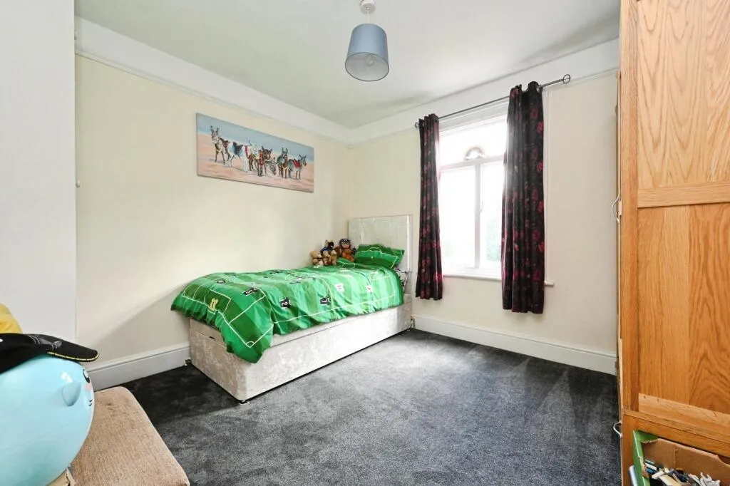 5 bed Villa
