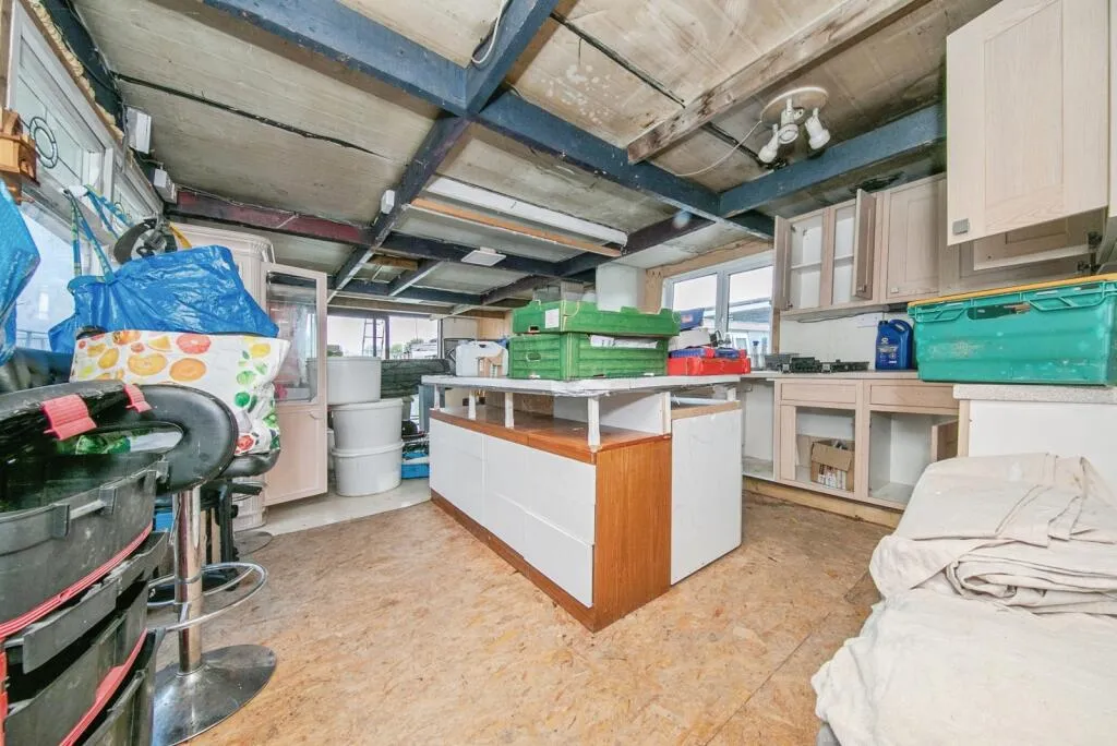 2 bed Park Home