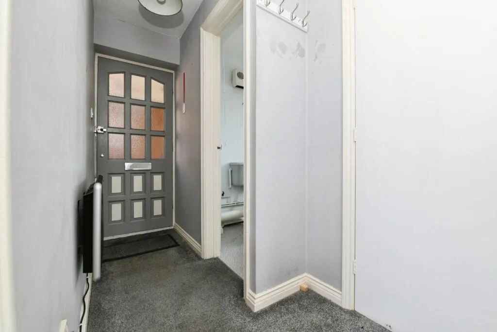 1 bed Maisonette