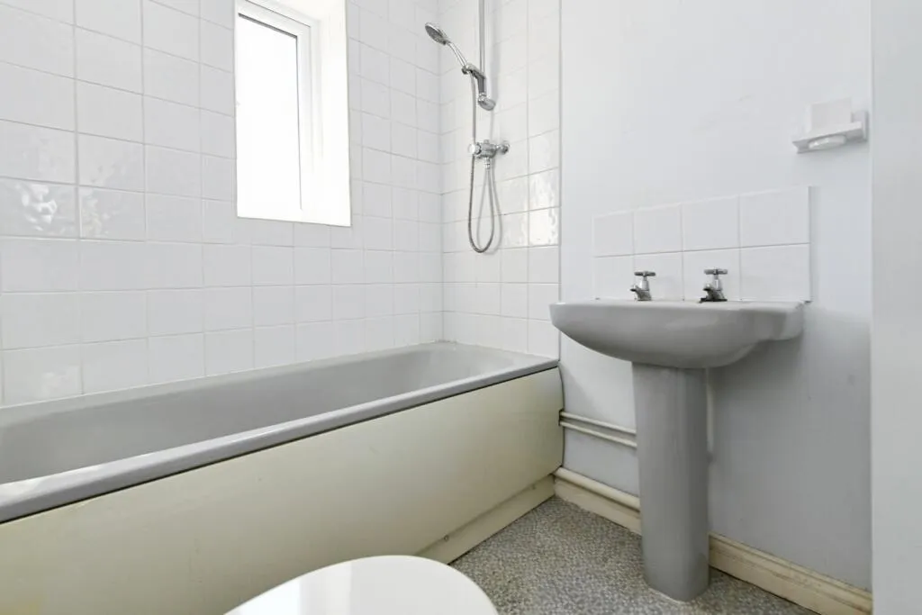 1 bed Maisonette