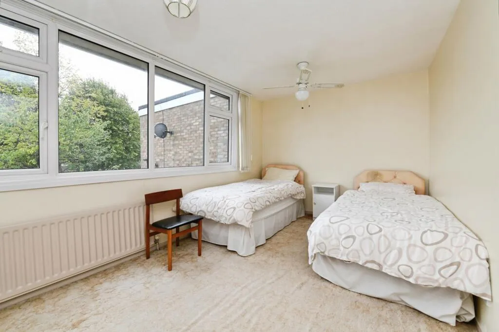 3 bed Terraced