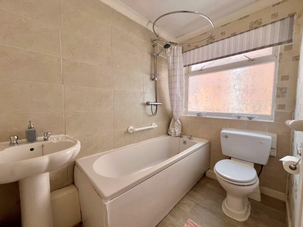 3 bed Semi-Detached