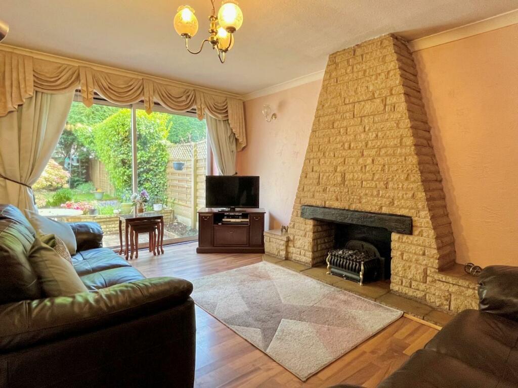 3 bed Semi-Detached