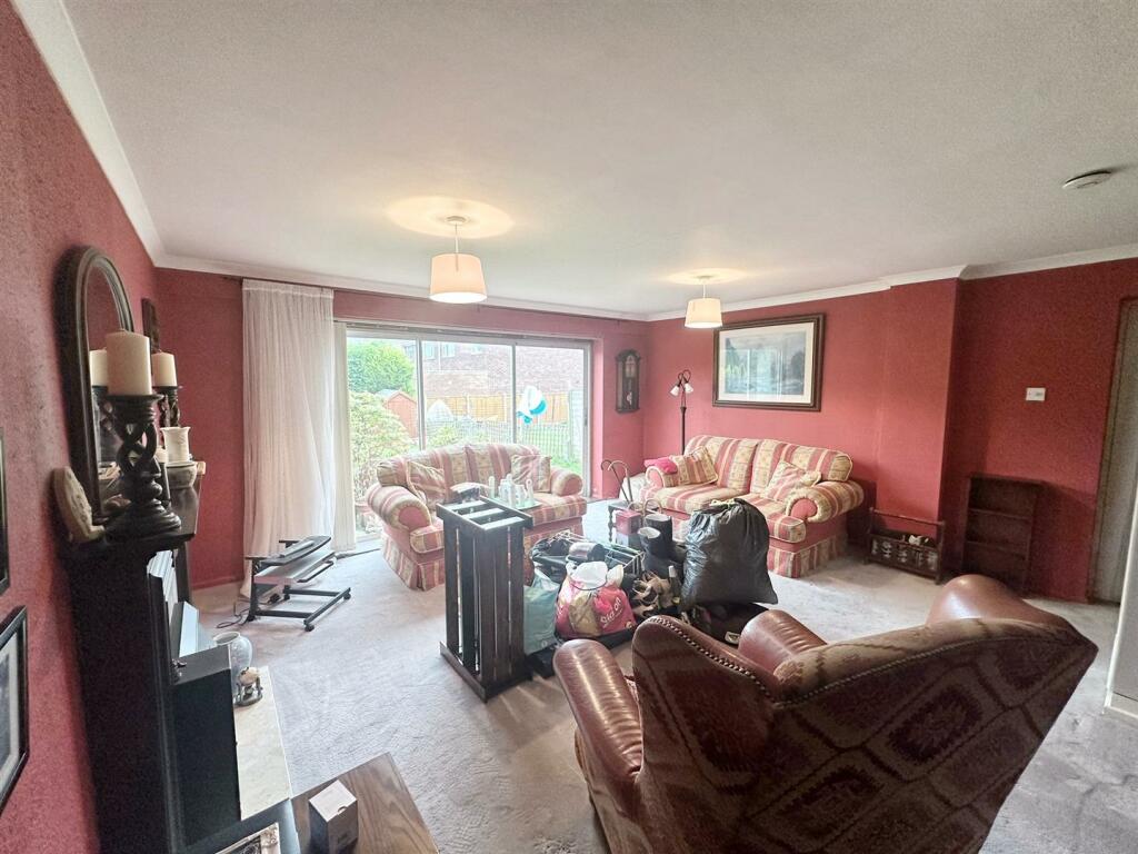 3 bed Semi-Detached
