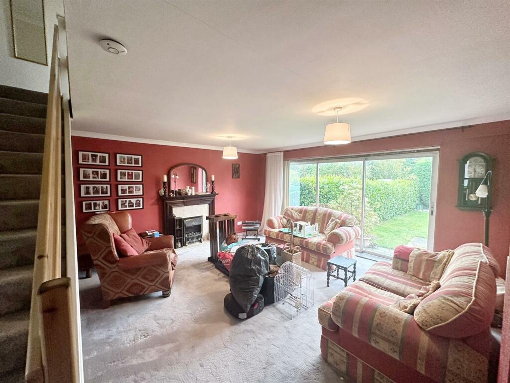 3 bed Semi-Detached