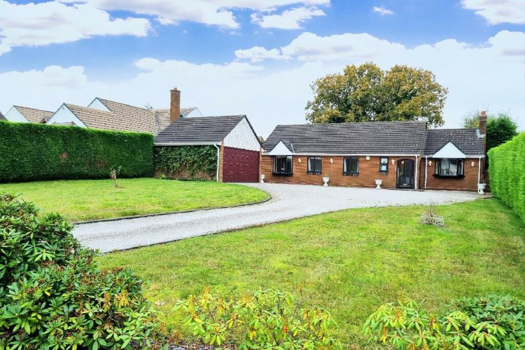 4 bed Detached Bungalow